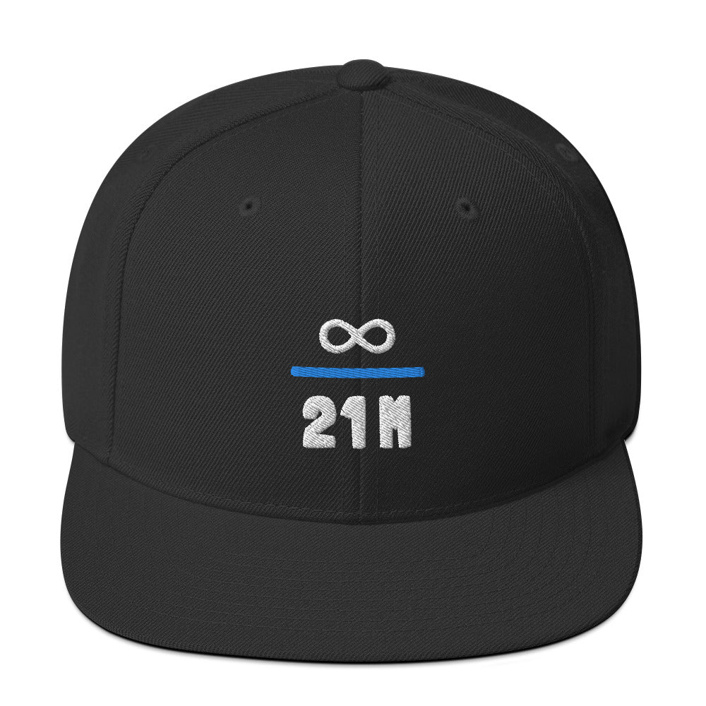 Infinity Divided by 21 Mio Knut Svanholm Structured Snapback Cap with Flat Brim