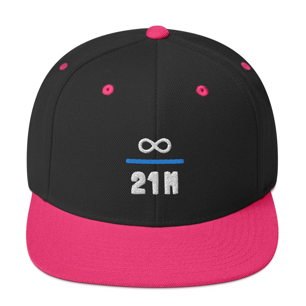 Infinity Divided by 21 Mio Knut Svanholm Structured Snapback Cap with Flat Brim