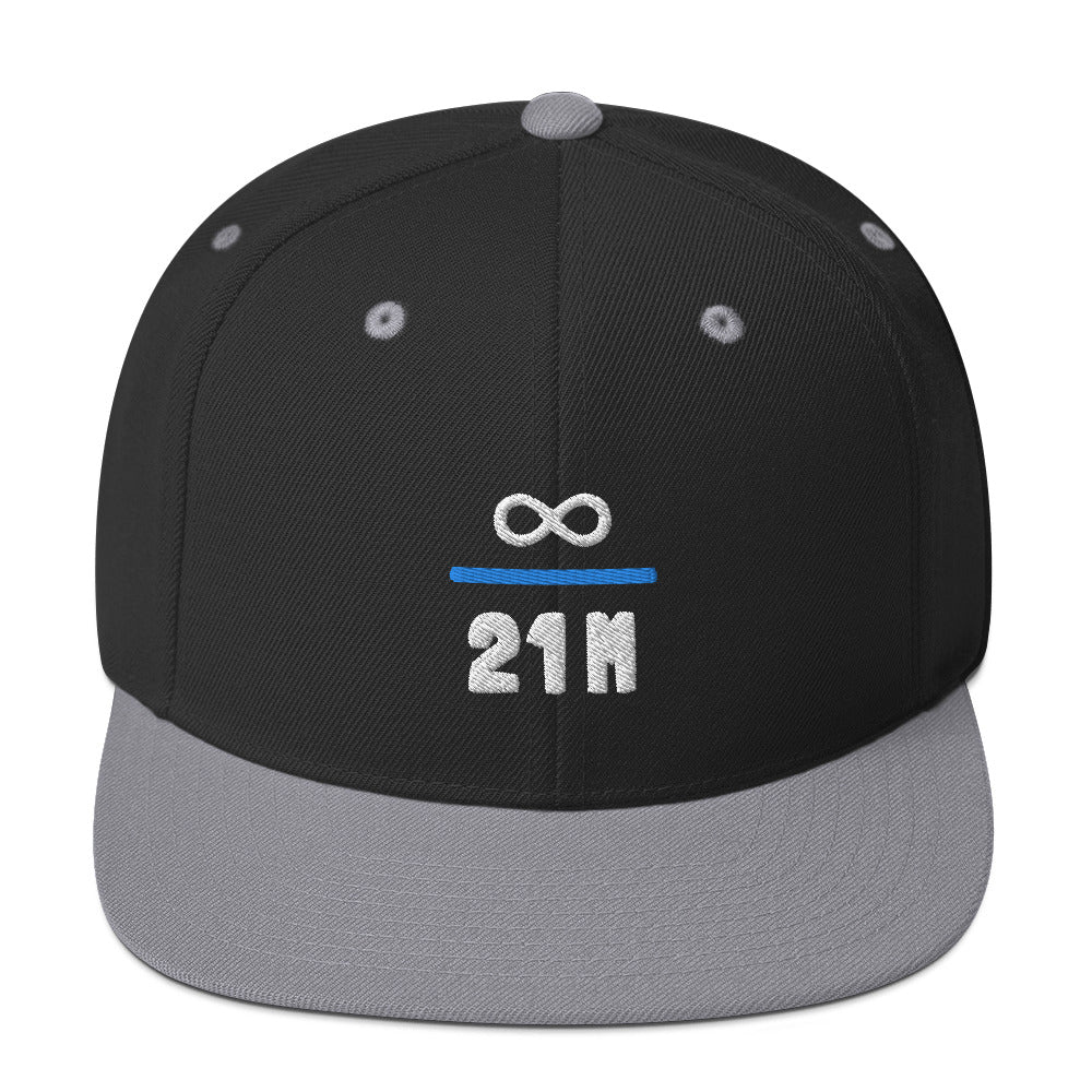 Infinity Divided by 21 Mio Knut Svanholm Structured Snapback Cap with Flat Brim