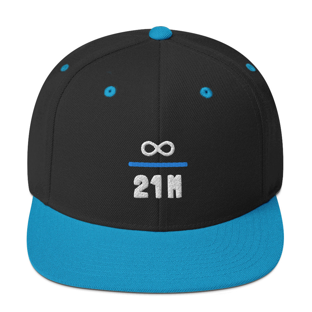 Infinity Divided by 21 Mio Knut Svanholm Structured Snapback Cap with Flat Brim