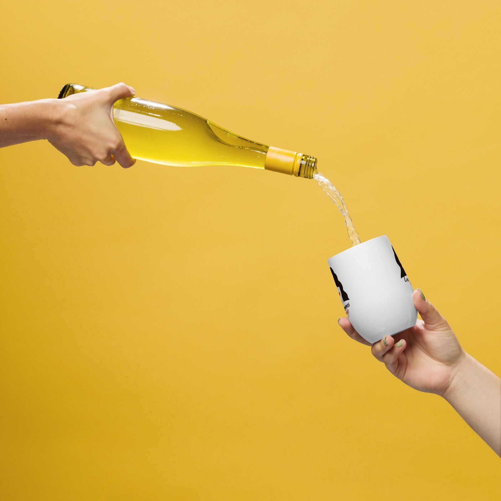 Les Femmes Orange Wine | Bitcoin Tumbler